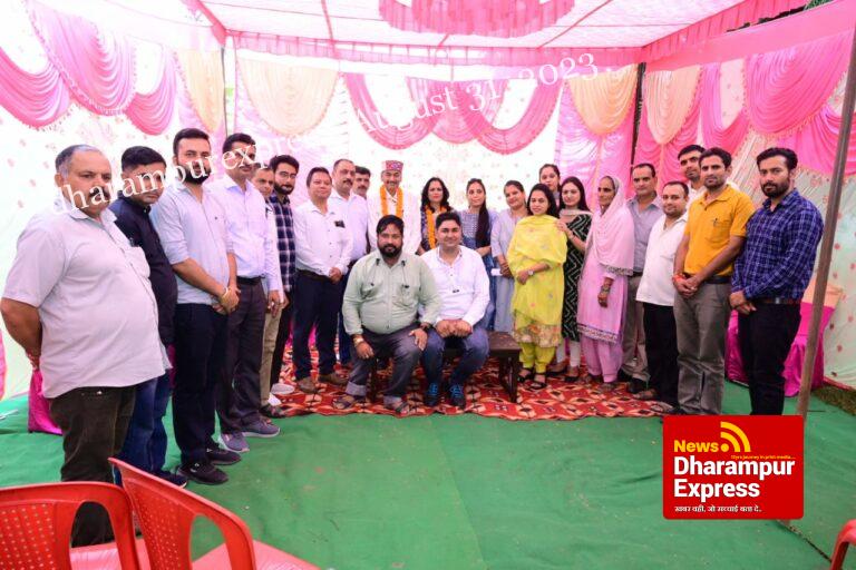 जिला भर में वीरवार को कई विभागों में अधिकारी और कर्मचारी हुए सेवानिवृत