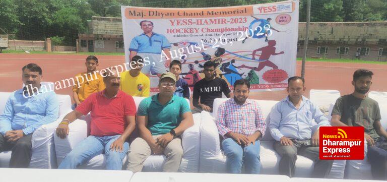 परशुराम अवॉर्डी जानी चौधरी ने किया हमीर वॉरियर्स व हमीर हाक्स हाकी मुकाबला का शुभारंभ