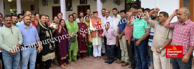 सुजानपुर भाजपा शहरी इकाई ने की पूर्व मुख्यमंत्री प्रेम कुमार धूमल से शिष्टाचार भेंट