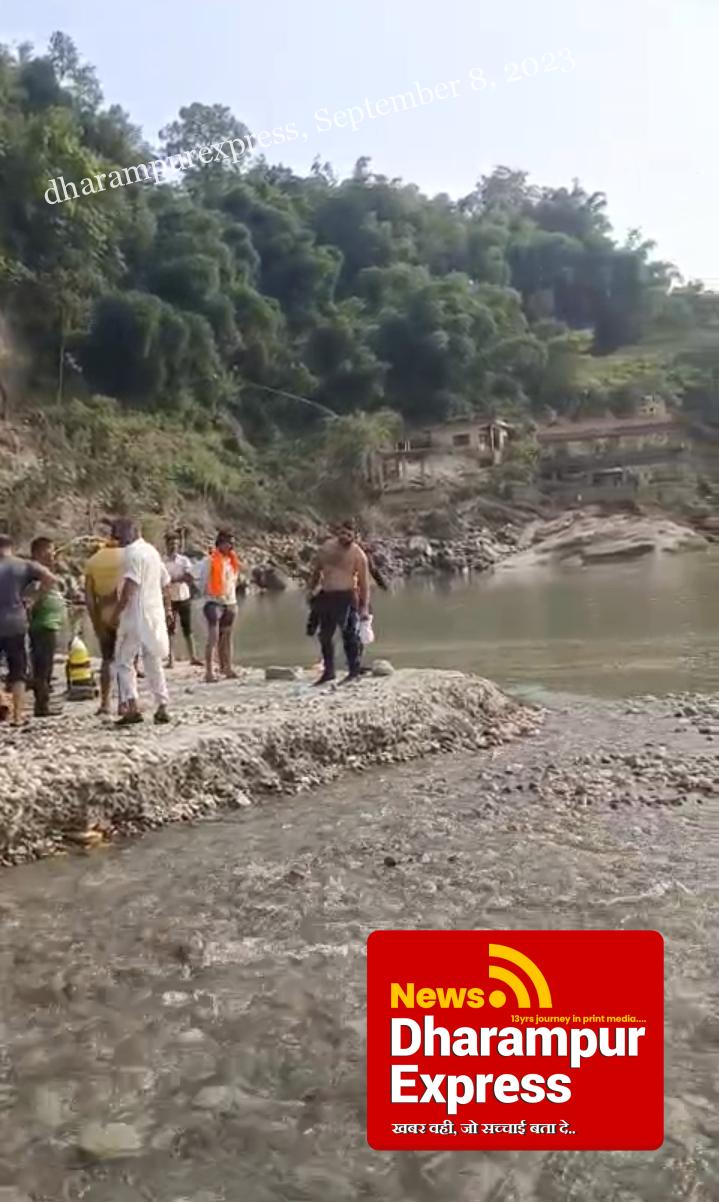 व्यास नदी में समाये युवक की तलाश जारी, बीबीएमबी नंगल से पहुंचे विशेष गोताखोर
