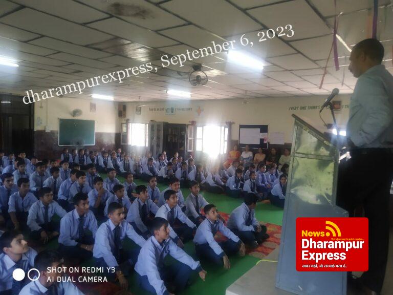 जाहू में विद्यार्थियों को दी विभिन्न कानूनों, मौलिक अधिकारों एवं कर्तव्यों की जानकारी