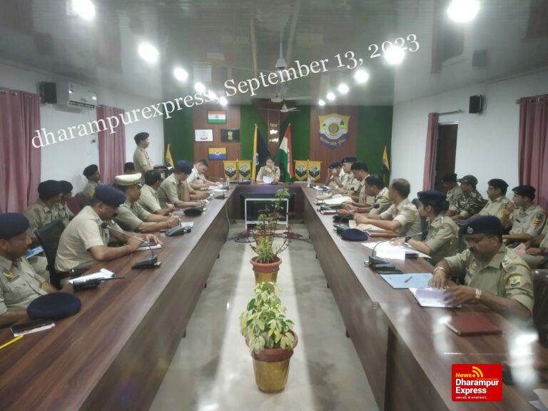 एसपी डॉ0 आकृति शर्मा की अध्यक्षता में अपराध बैठक का  किया गया आयोजन