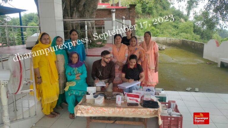 “सेवा पखवाड़े” के तहत सांसद मोबाइल स्वास्थ्य सेवा ने जांचा स्वंय सहायता समूहों की महिलाओं का स्वास्थ्य