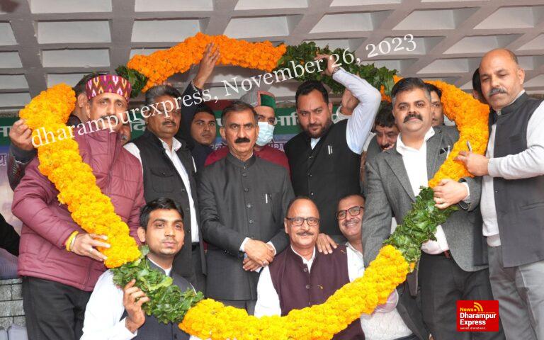 जिला हमीरपुर के प्रभावित परिवारों को मुख्यमंत्री ने जारी किए 14 करोड़ रुपये