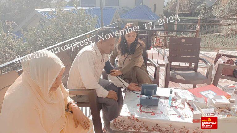 सांसद मोबाईल स्वास्थ्य सेवा ने केहरवी में की 67 लोगों के स्वास्थ्य की जांच