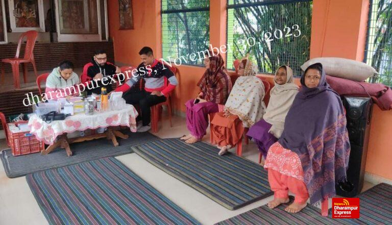 जंगल रोपा में सांसद स्वास्थ्य सेवा टीम ने जांचा 62  लोगों का स्वास्थ्य