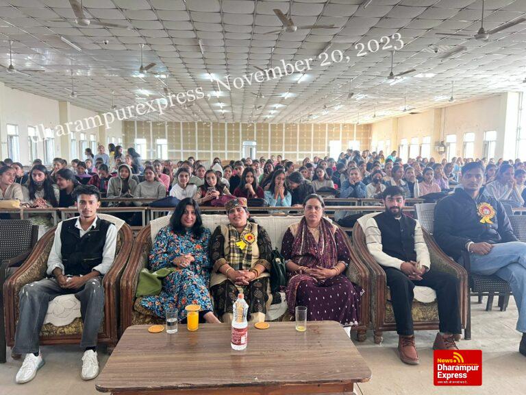 लक्ष्मी बाई की जयंती के उपलक्ष पर अखिल भारतीय विद्यार्थी परिषद हमीरपुर इकाई द्वारा “नारी शक्ति संगम” का किया आयोजन