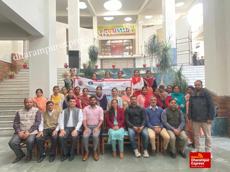 आईएचएम में महिलाओं ने सीखा मोटे अनाज के व्यंजन बनाना