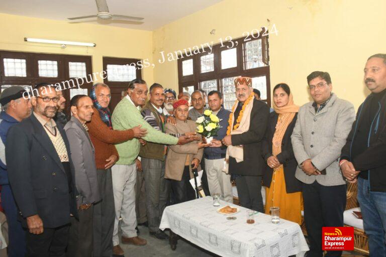 जन कल्याण सभा हिमाचल प्रदेश ने किया राजेश धर्माणी का तकनीकी शिक्षा मंत्री बनने पर किया सम्मानित