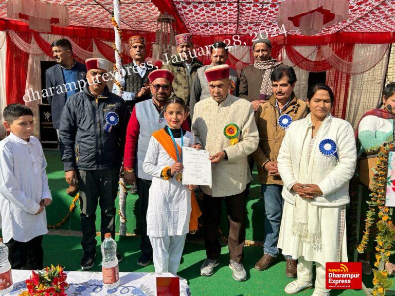 राम नाम की हवा चल रही है इसे बनाये रखो संस्कृति और संस्कार दोनों बचे रहेंगे: धूमल