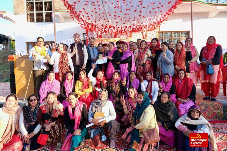 विलुप्त हो रही पहाड़ी लोक संस्कृति को महिला पहाड़ी संगीत प्रतियोगिता से मिला पुनर्जन्म : वंदना योगी