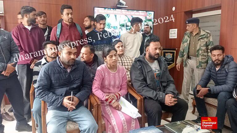 युवक की मौत मामले की निष्पक्ष जांच की परिजनों ने की मांग