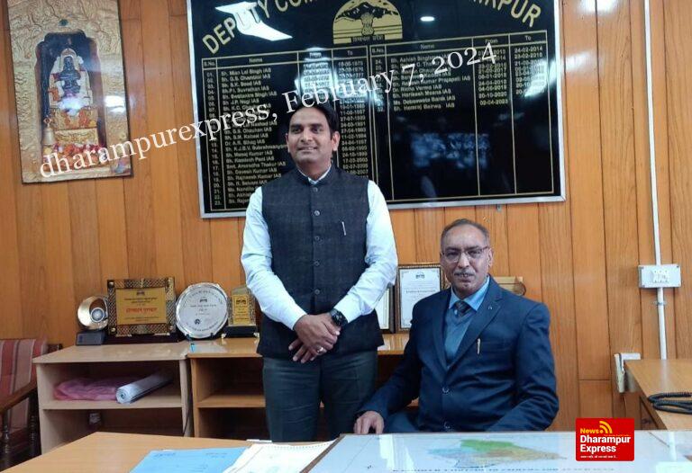 हमीरपुर के नए उपायुक्त अमरजीत सिंह ने संभाला कार्यभार