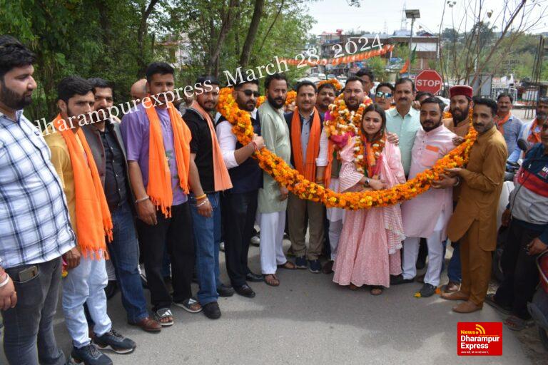मुख्यमंत्री की नालायकी के कारण छोड़ी कांग्रेस : आशीष शर्मा