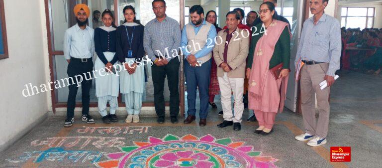 जेपी आईटीआई समीरपुर में बताया मतदान का महत्व
