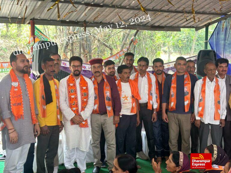 सासन पंचायत के उपप्रधान अपने समर्थकों सहित कांग्रेस छोड़ भाजपा में शामिल