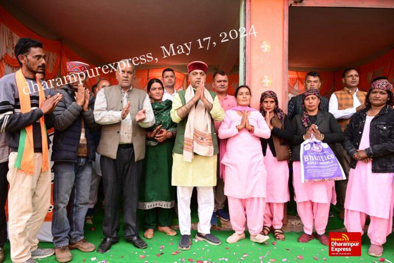 हमने विकास को प्राथमिकता दी और कांग्रेस ने प्रतिशोध की राजनीति को : जयराम ठाकुर