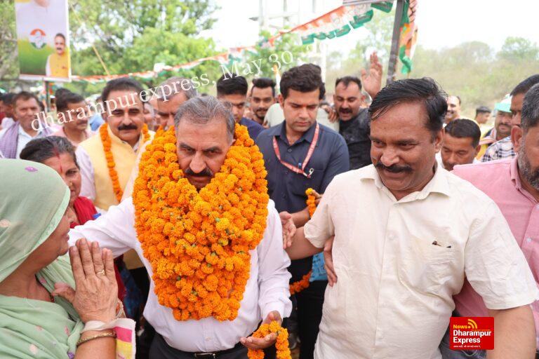 बिका हुआ कमल नहीं खिलेगा, बिकाऊ चेहरे उतारने से भाजपा कार्यकर्ता मायूस : मुख्यमंत्री