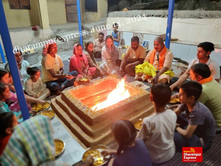 यज्ञ दान और तप तीन करणीय कर्म कभी नही त्यागने चाहिए: यति सत्यदेवानंद सरस्वती महाराज