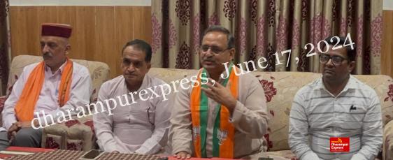 हमीरपुर उपचुनाव के प्रभारी एवं पार्टी के मुख्य प्रवक्ता विधायक रणधीर शर्मा ने पत्रकार वार्ता में कांग्रेस सरकार पर लगाए गंभीर आरोप