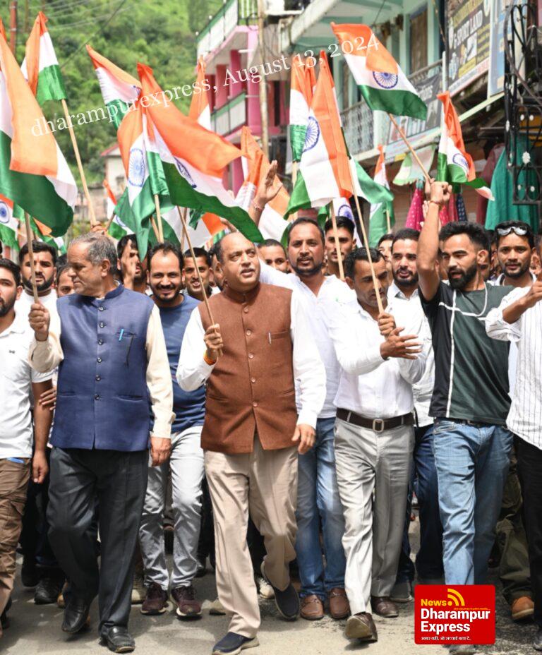 जयराम ठाकुर ने बालीचौकी में तिरंगा यात्रा से किया ‘हर घर तिरंगा अभियान’ का शुभारंभ