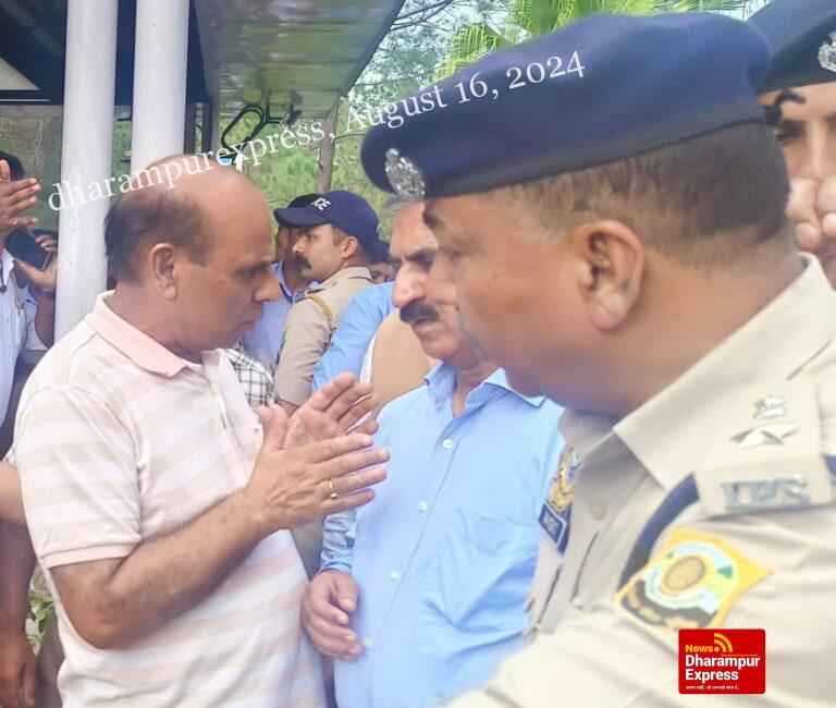 स्वतंत्रता सेनानी एवं उत्तराधिकारी कल्याण संघ का प्रतिनिधि मंडल मुख्यमंत्री से अपनी मांगों को लेकर मिला