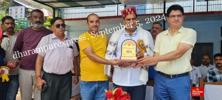 आधुनिक तकनीक और जन सहयोग से सरकारी विद्यालयों को बनाएंगे विश्व स्तरीय:डॉक्टर पुष्पेंद्र वर्मा