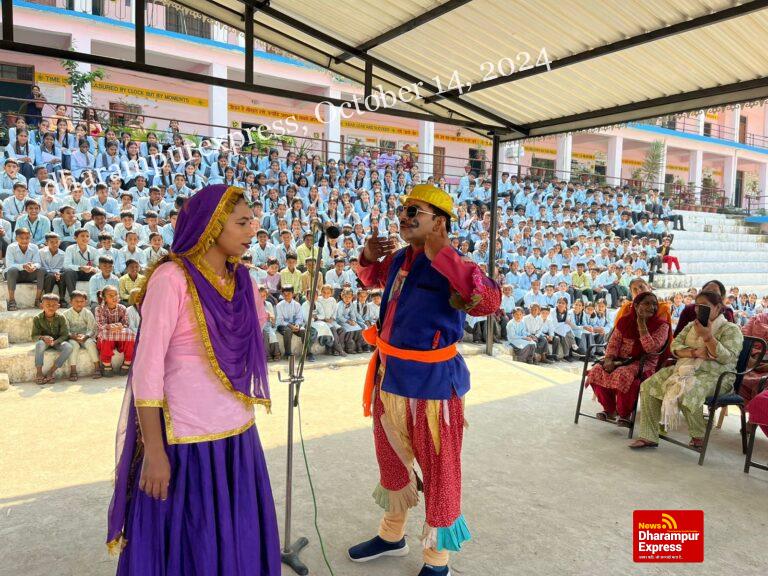 भोटा और बड़सर में गीत-नाटक से बताए आपदा से बचाव के उपाय