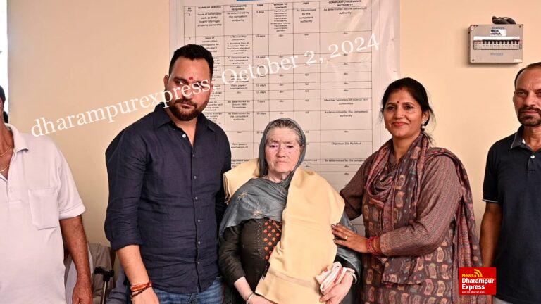 ग्राम पंचायत दडूही में हुई विशेष ग्राम सभा में बुजुर्गों को किया सम्मानित