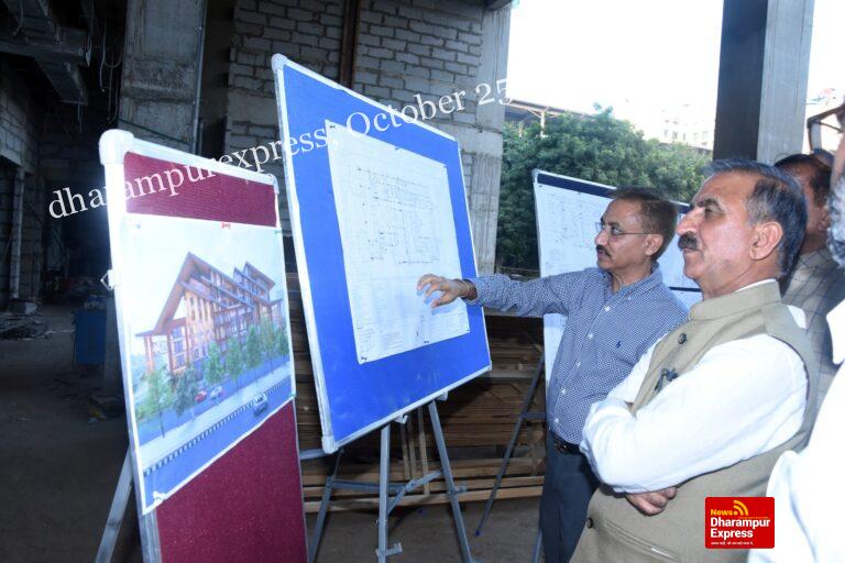 मुख्यमंत्री ने निर्माणाधीन हिमाचल निकेतन का किया दौरा