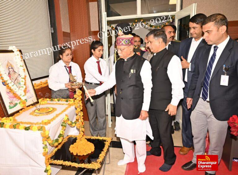 राज्यपाल ने दिया विद्यार्थियों के समग्र विकास पर बल