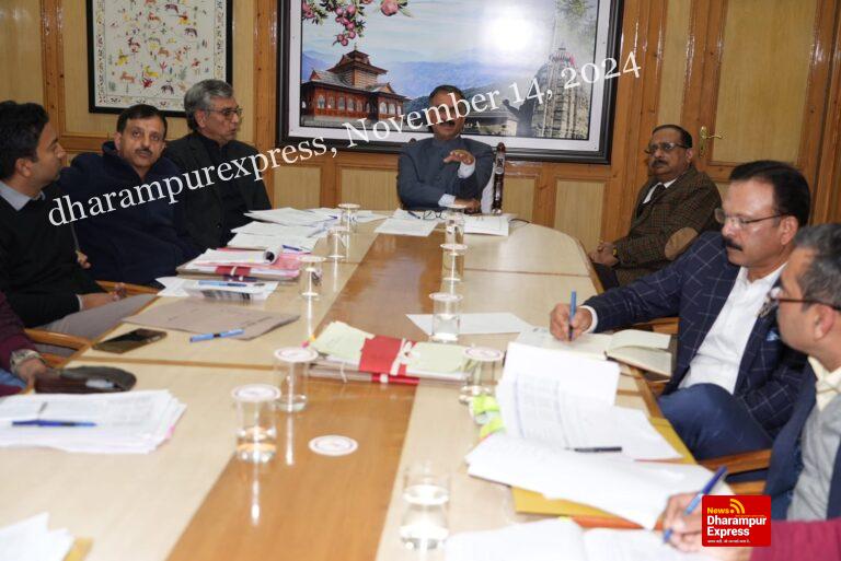 सौर ऊर्जा परियोजनाओं के प्रोत्साहन के लिए ‘कम एण्ड इंसटाल सोलर पावर प्रोजेक्ट्स’ पहल: मुख्यमंत्री