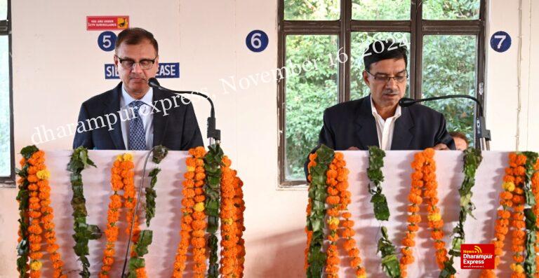 एचपीआरसीए के अध्यक्ष राजीव कुमार ने सदस्य सुखदेव सिंह को दिलाई शपथ