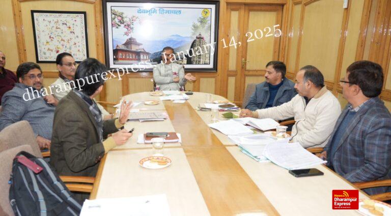 मुख्यमंत्री ने दिए ई-बसों की खरीद प्रक्रिया में तेजी लाने के निर्देश