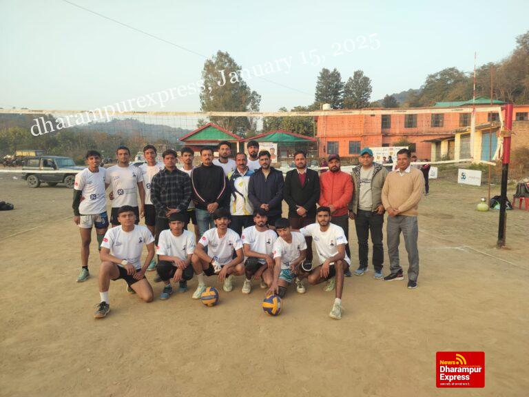 हमीरपुर संसदीय क्षेत्र के सांसद खेल महाकुंभ में दिख रहा युवा खिलाड़ियों में जनून