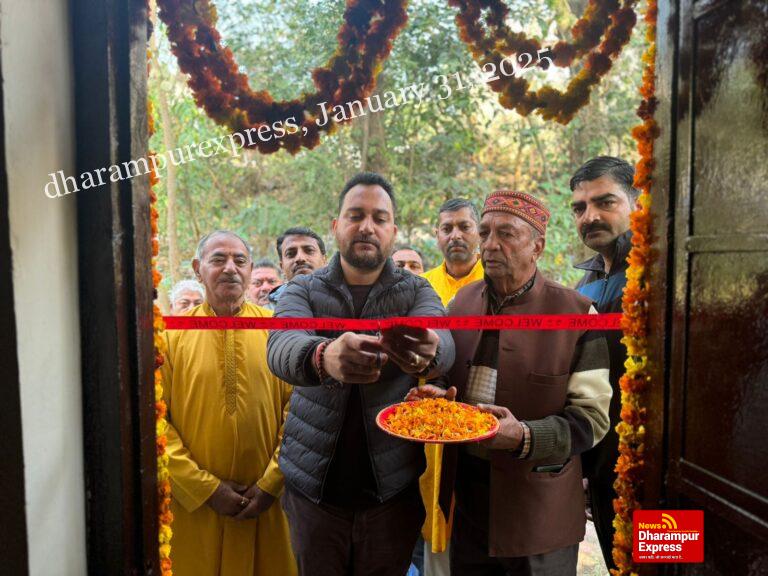 ग्राम सुधार सभा उपरला स्वाहल के कार्यालय का विधायक ने किया उद्घाटन