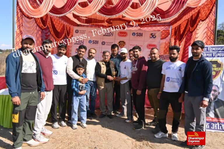 नादौन क्रिकेट प्रतियोगिता के साथ सांसद खेल महाकुंभ 3 का जिला हमीरपुर में समापन