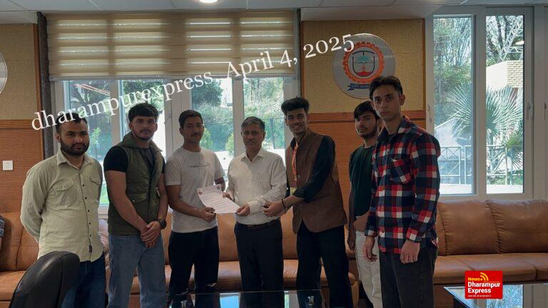 छात्र हितों की अनदेखी कर रही है विश्वविद्यालय प्रशासन: भवानी सिंह ठाकुर