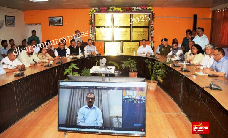मुख्यमंत्री ने बिलासपुर के लिए आठ बड़ी परियोजनाओं का लोकार्पण किया 