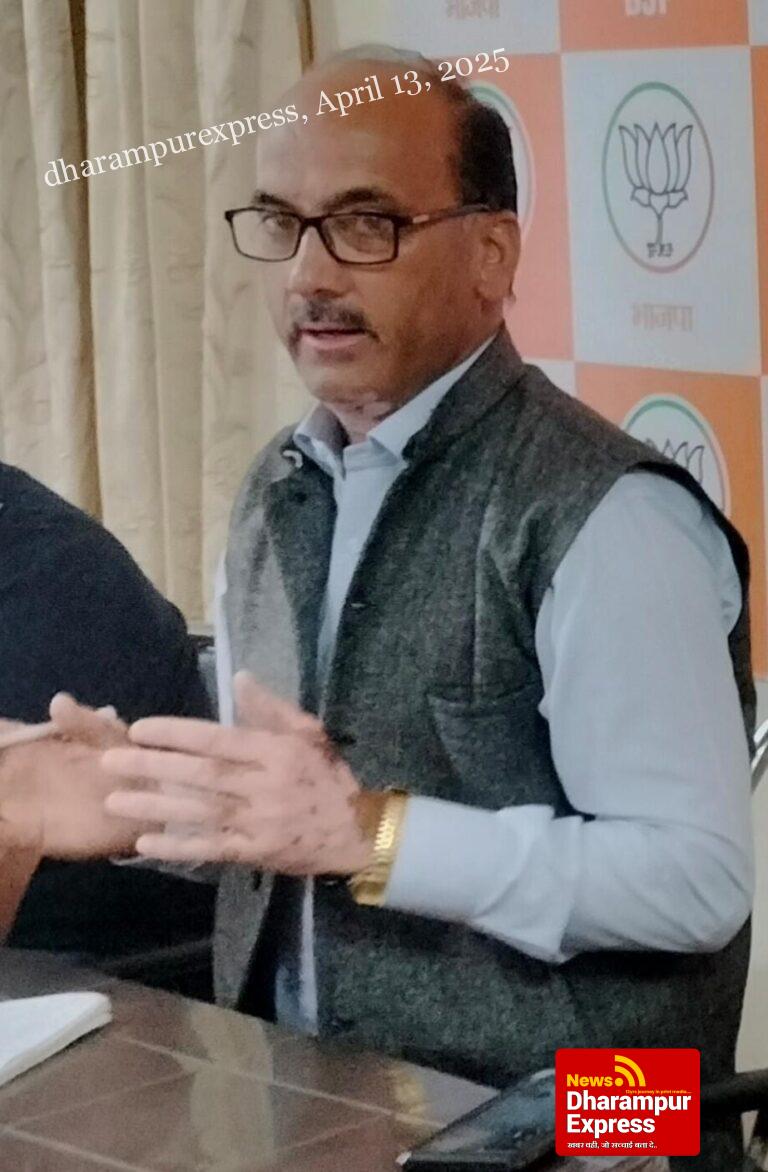 कांग्रेस स्पष्ट करे पाकिस्तान के प्रति अपना रवैया: राकेश ठाकुर