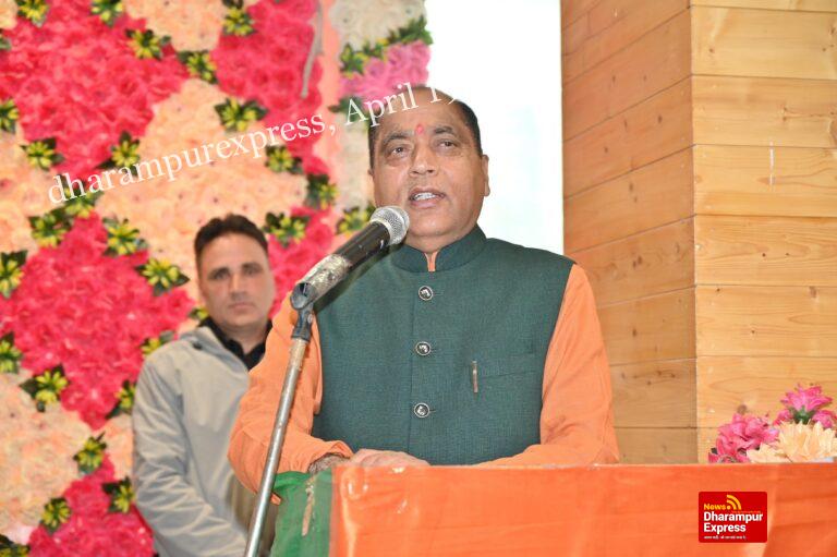 बसों का न्यूनतम किराया दोगुना करने पर नेता प्रतिपक्ष ने की निंदा 