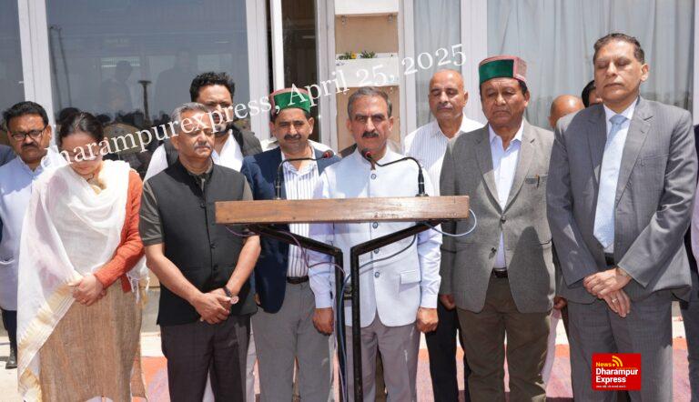 पहलगाम आतंकी हमले में मारे गए लोगों की स्मृति में दो मिनट का मौन रखा गया