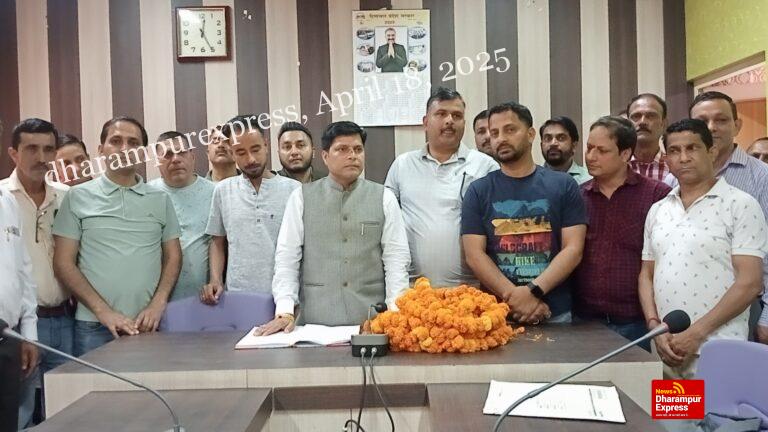 कर्मचारियों का डी ए व बकाया एरियर दे सरकार : राजीव राणा   