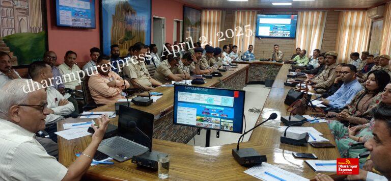 अधिकारियों-कर्मचारियों को सिखाए भीड़ प्रबंधन के उपाय