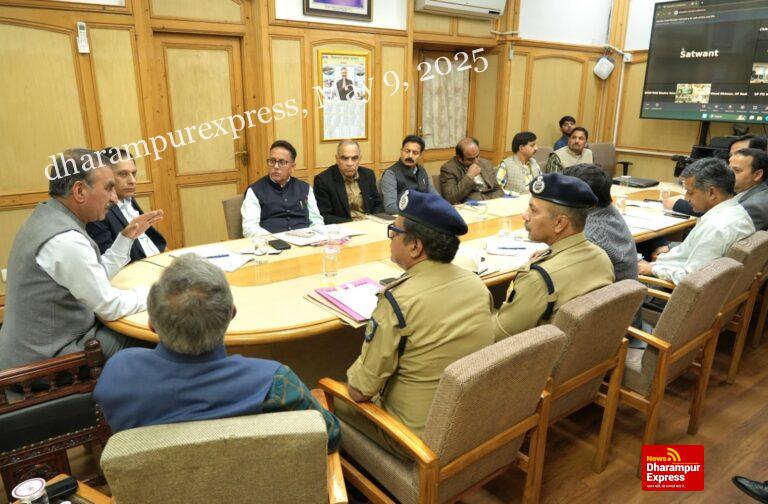 मुख्यमंत्री ने जिला प्रशासन को सभी आवश्यक प्रबंध सुनिश्चित करने के निर्देश दिए