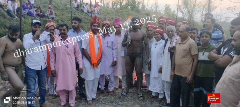 हरनेड़ गांव के श्री हनुमान मंदिर प्रांगण में ऐतिहासिक कुश्ती दंगल का सफल आयोजन