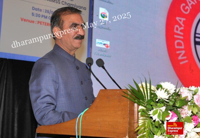 नर्सों की भर्ती में कोरोना वारियर्स को प्राथमिकता देगी सरकारः सीएम