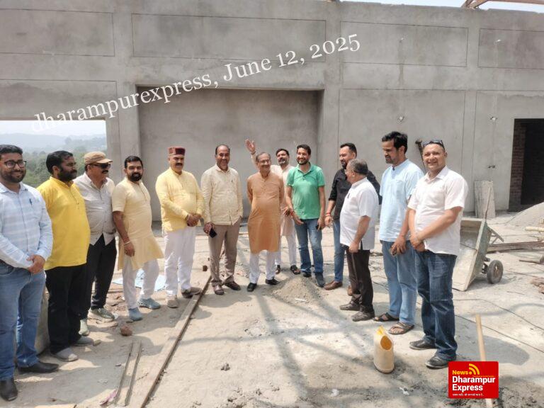 भाजपा के पूर्व प्रदेश अध्यक्ष सतपाल सत्ती ने किया हमीरपुर नवनिर्मित भाजपा कार्यालय भवन का औचक निरीक्षण
