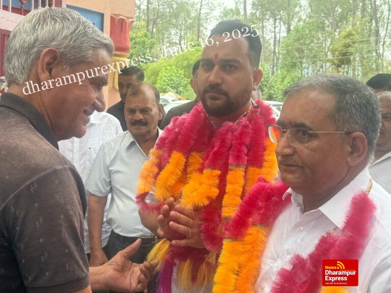 पपलाह ब्राह्मणा में विकसित भारत संकल्प सभा में बतौर मुख्यातिथि पहुंचे आशीष शर्मा