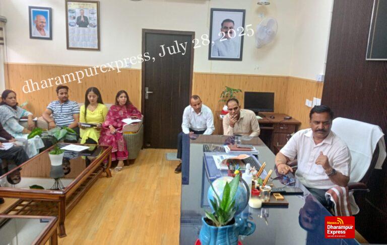 पात्र कामगारों तक पहुंचाएं बोर्ड की योजनाओं का लाभ : नरदेव सिंह कंवर